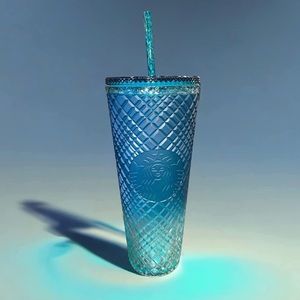 32 oz Starbucks tumbler blue